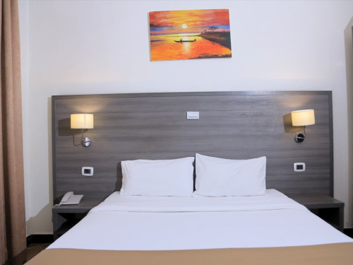 Venetian_standard_room