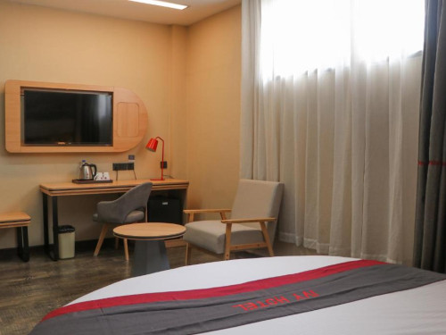 Suite 1