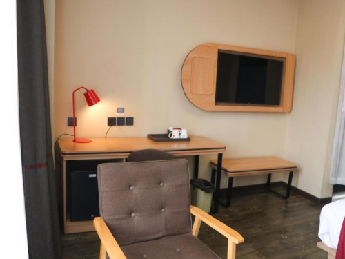 Suite 2