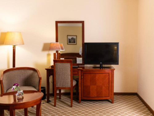 Suite 1