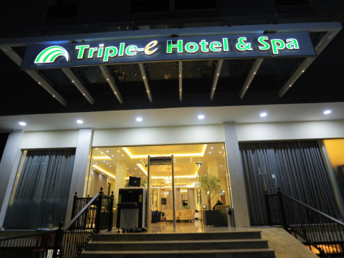 Triple_E_Hotel_Spa