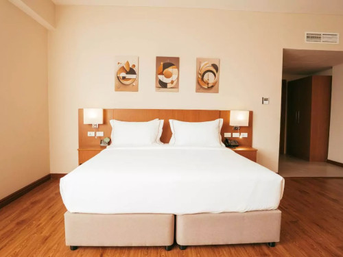 Suite 1